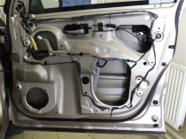 шумоизоляция дверей автомобиля SUZUKI GRAND VITARA